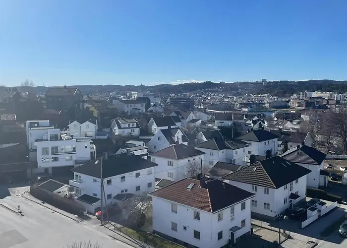 Koselig Og Sentrumsnær Leilighet *